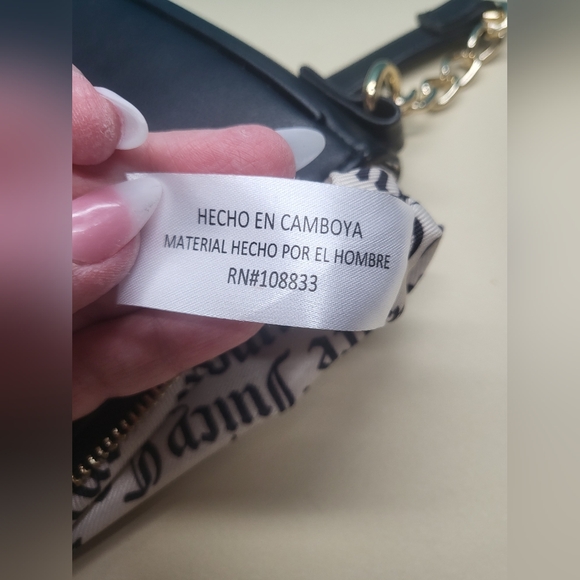 Juicy Couture Black Handbag - Picture 3 of 10